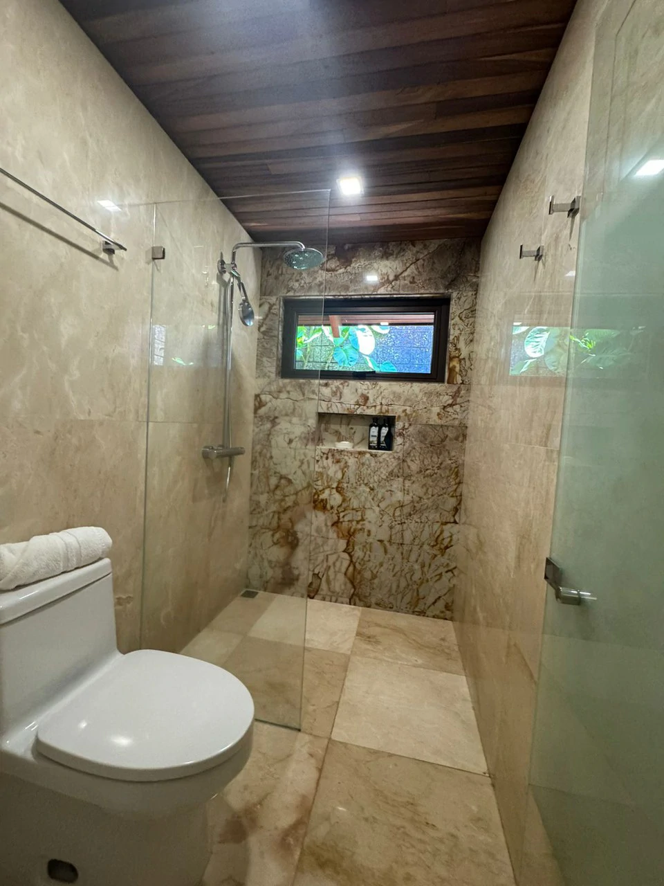 Zurcher Masterpiece Heredia: Splendid one story home - Gallery image 12
