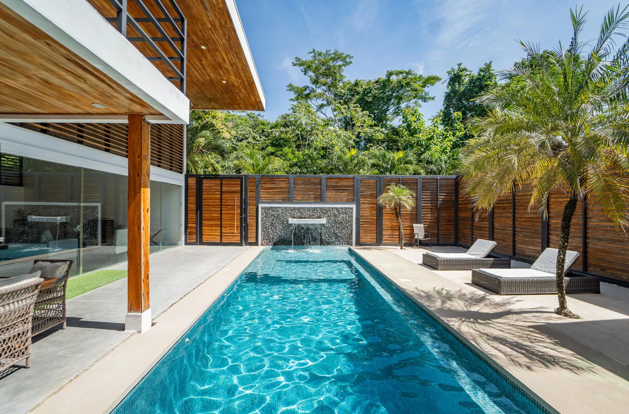 Modern Tropical Home with Guest Casita, Private Pool & Walk to Samara Beach - photo 4