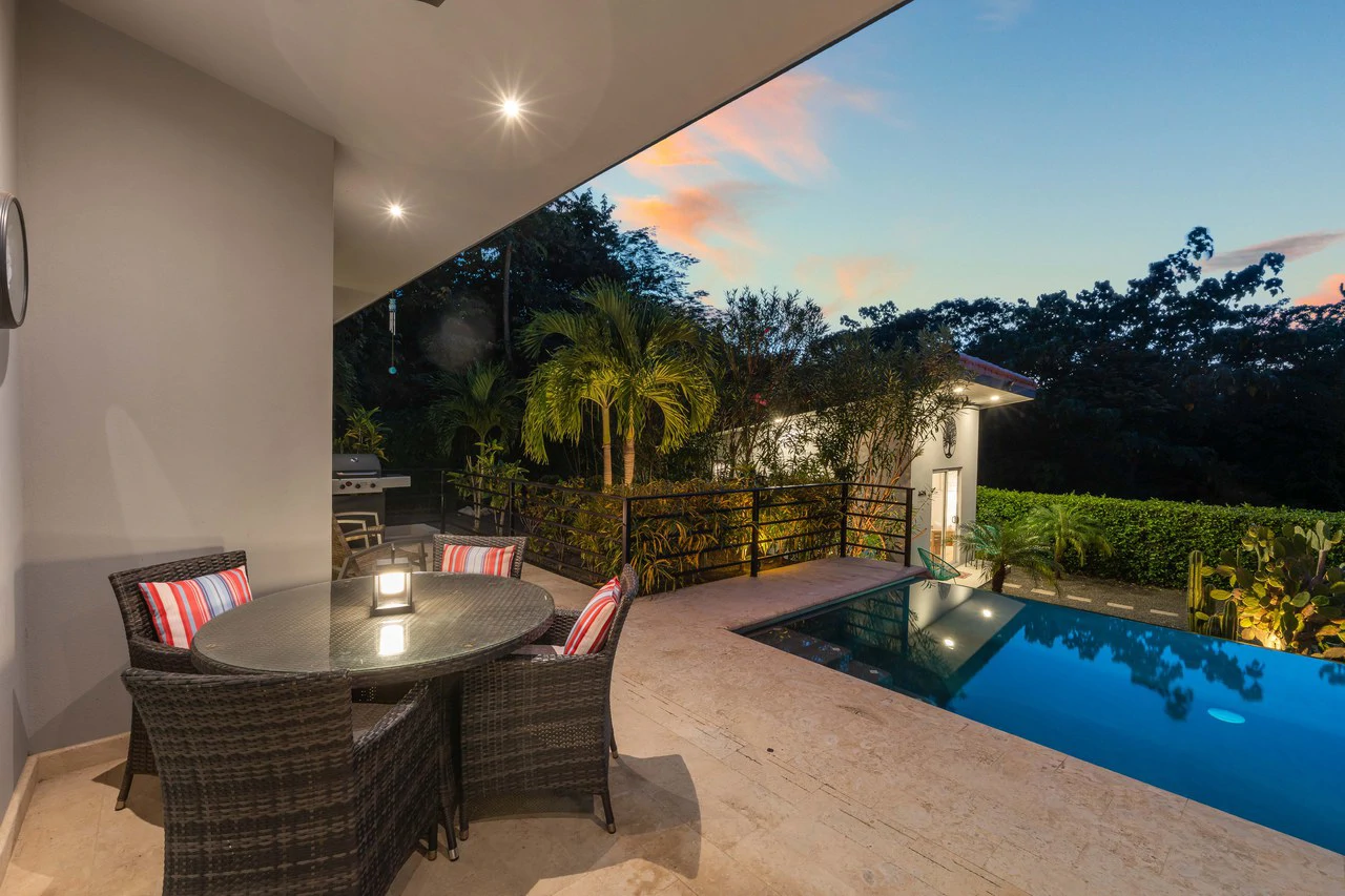 The Haven: Spacious Home + Private Casita in Gated Mar Vista Community - Gallery image 34
