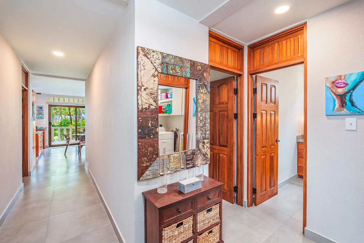 Las Brisas #15: Beachfront Condo With Luxury Upgrades & Unparalleled View - Gallery image 27