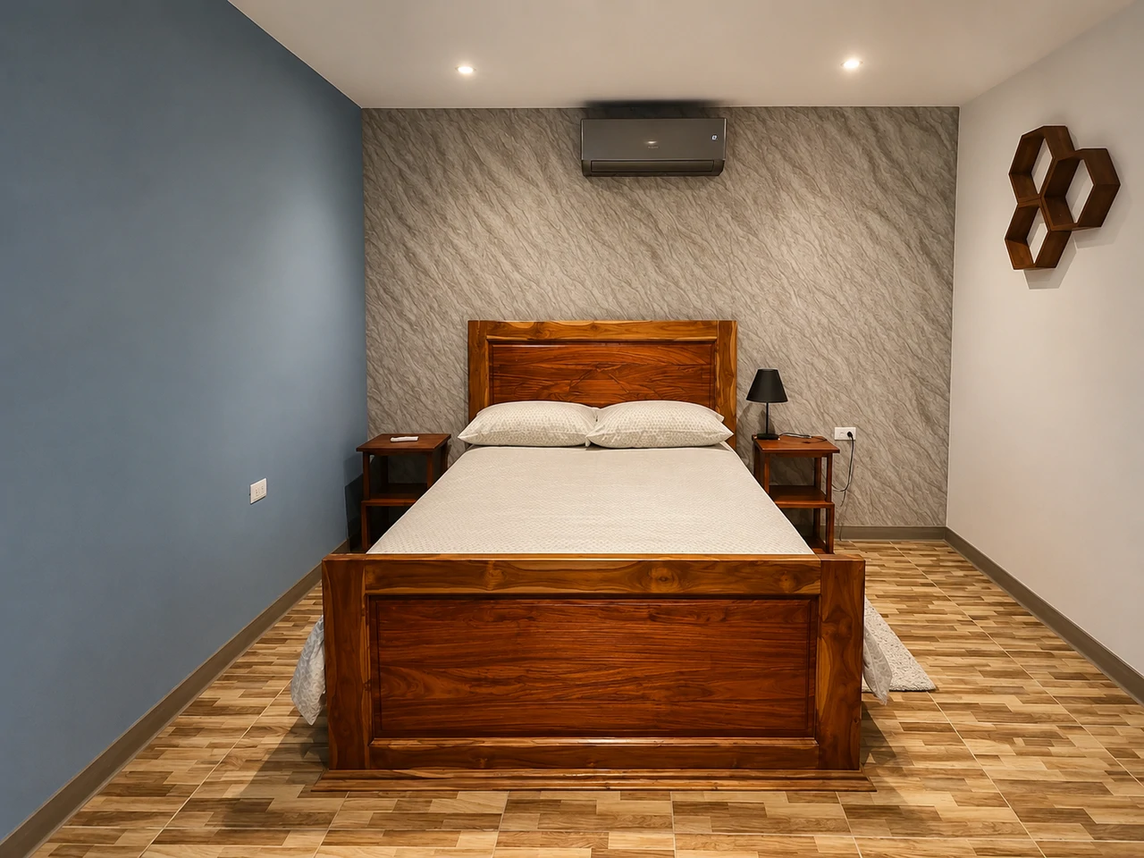 2-Bedroom Home with 3 Fully Furnished Apartments In Puerto Jimenez - Gallery image 8