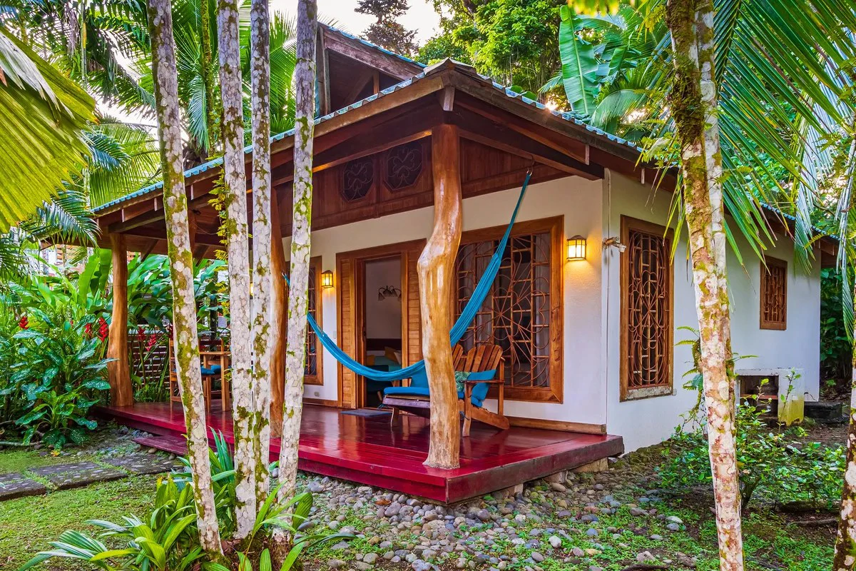 ID 123: Turnkey Hotel and Restaurant Business in Playa Chiquita - Gallery image 26