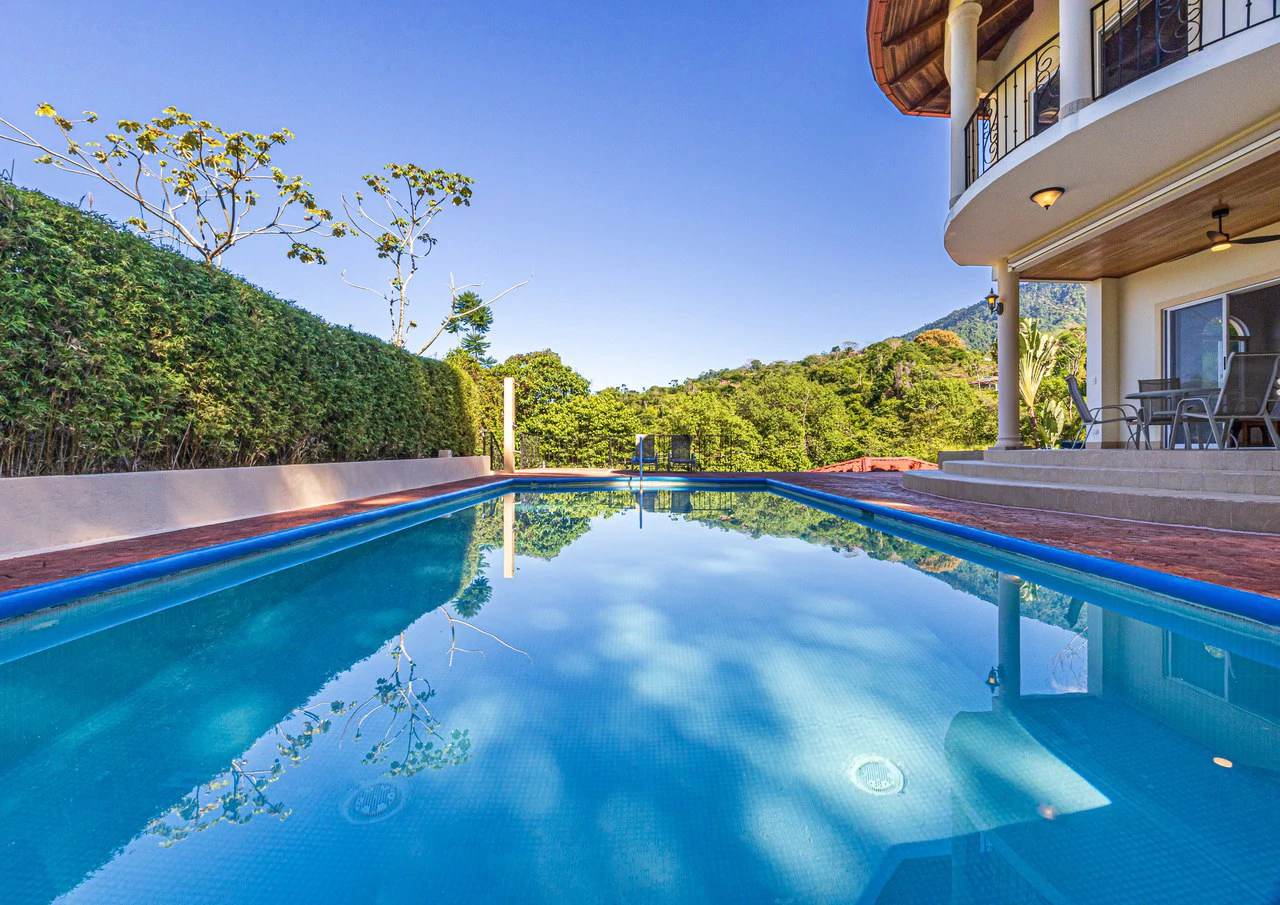 Elegant 3 Bedroom + Office Jungle Home in Puesta Del Sol, Ojochal - Gallery image 35