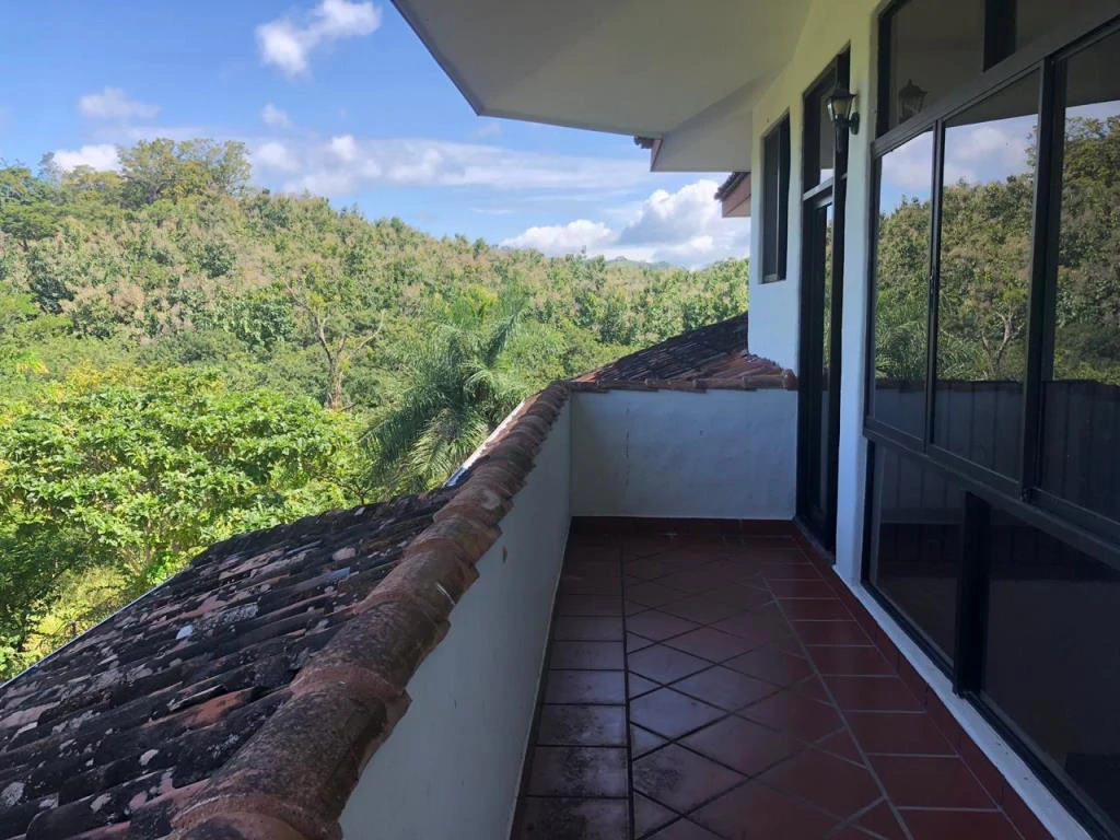 Teak Farm for Sale with a Hacienda Villa and 3 houses in La Cruz, 1 hour away from Liberia - Gallery image 27