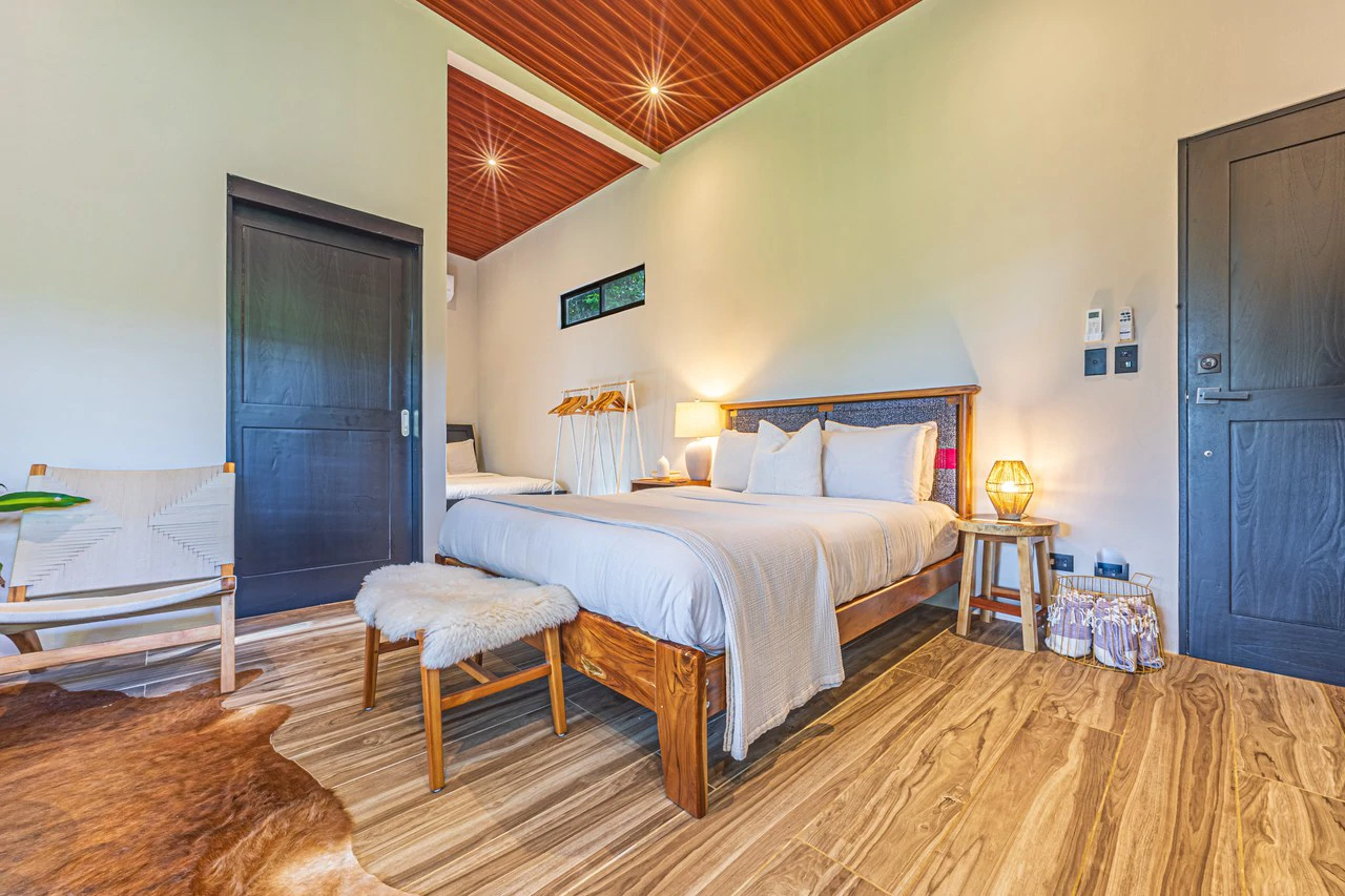 La Sombra Villas: Where Nature Meets Comfort in Tinamates! - Gallery image 26