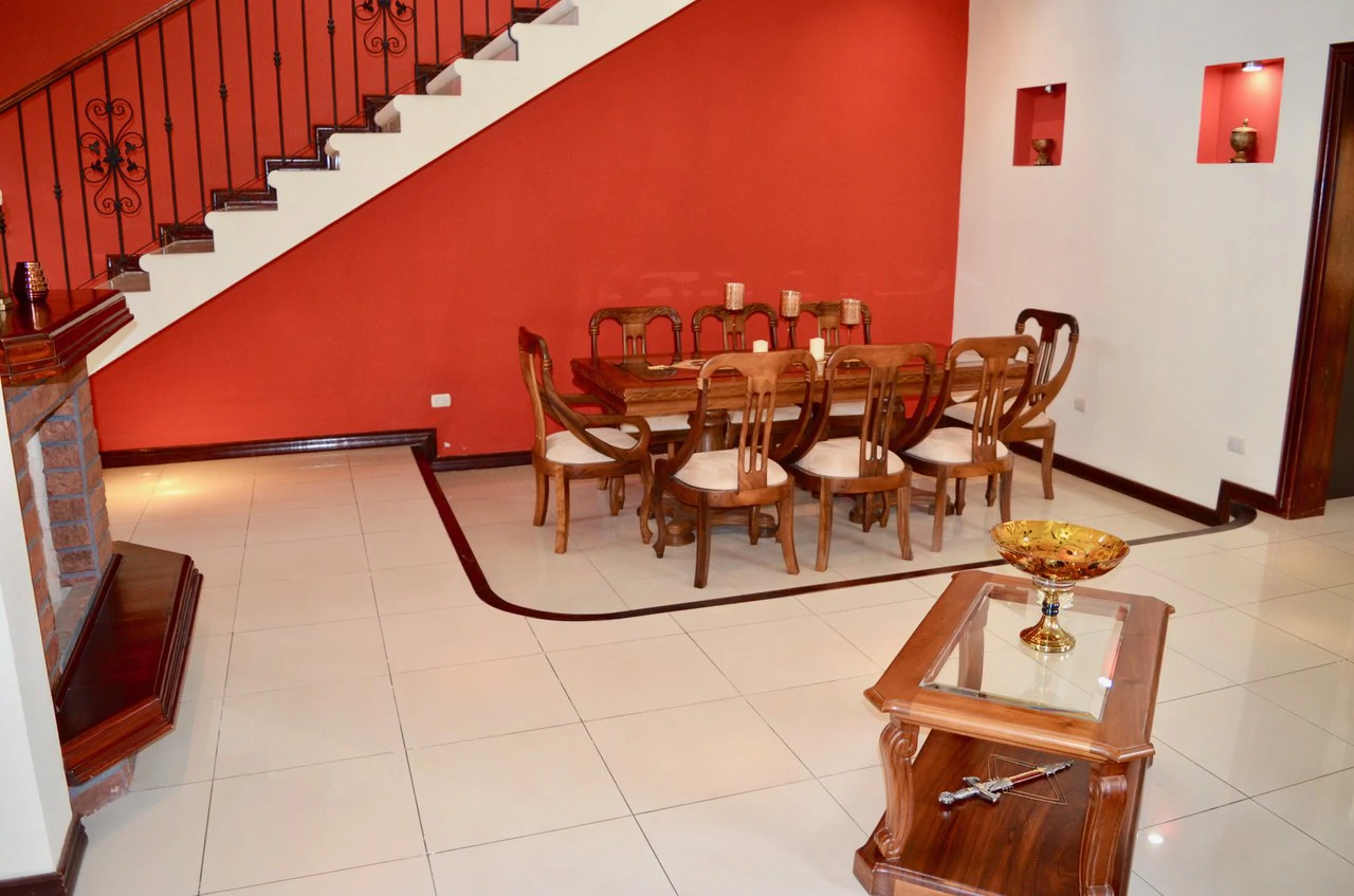 Gorgeous 4 Bedroom house for sale in Santo Domingo de Heredia - Gallery image 4
