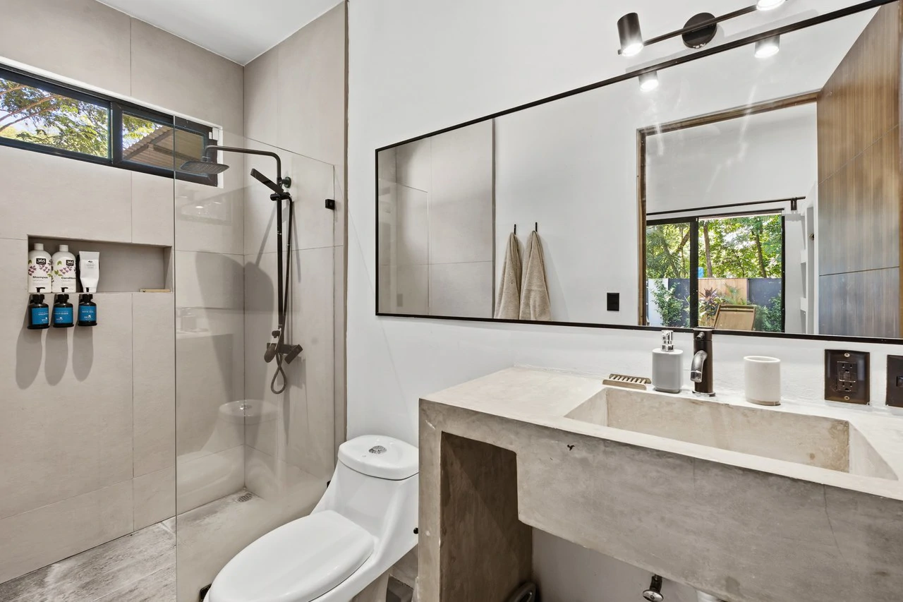 Casa Tatou: Private Pool & Walk-to-Beach Living in Surfside Playa Potrero - photo 11