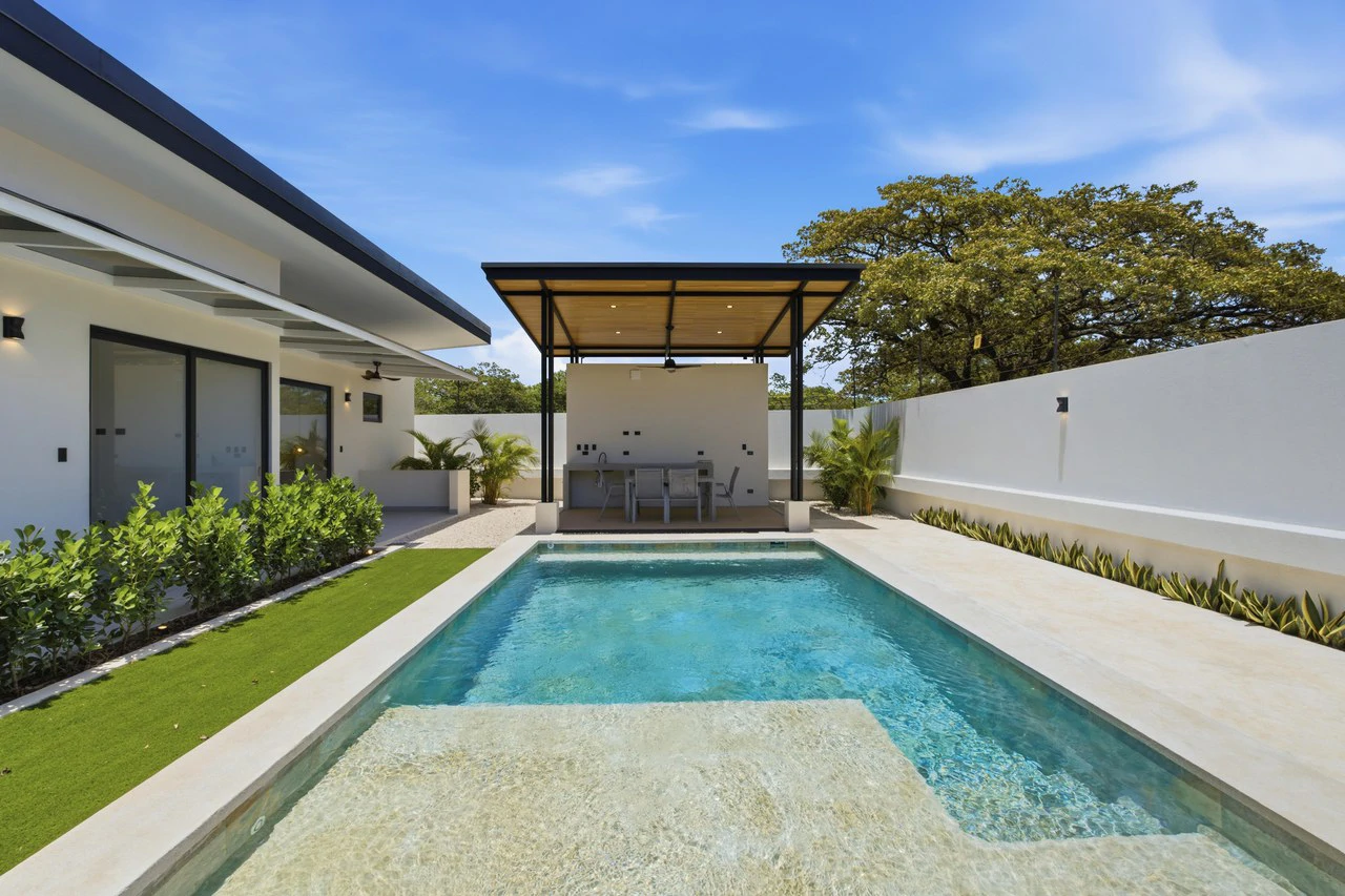 Villa Fresno: Newly Completed Contemporary Home with Private Pool Near Playa Avellanas - photo 27