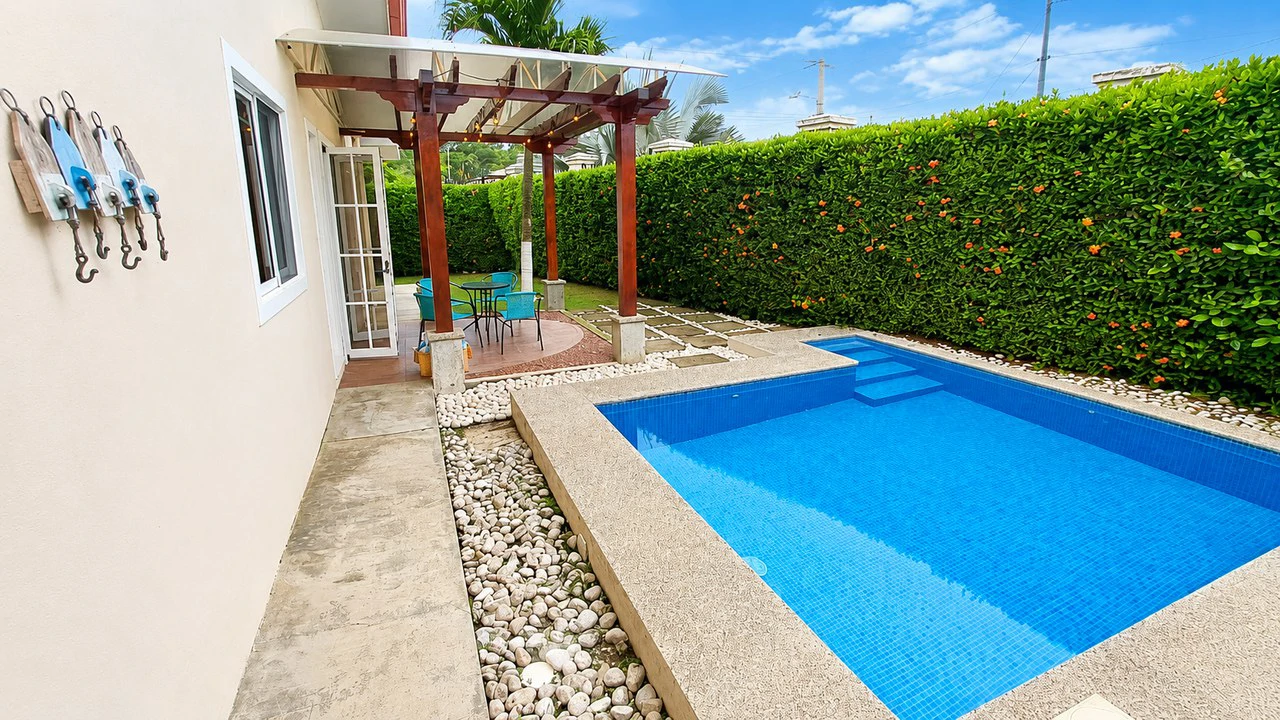 Modern Jacó 3-BR Home with Private Pool in Gated Community - Gallery image 2