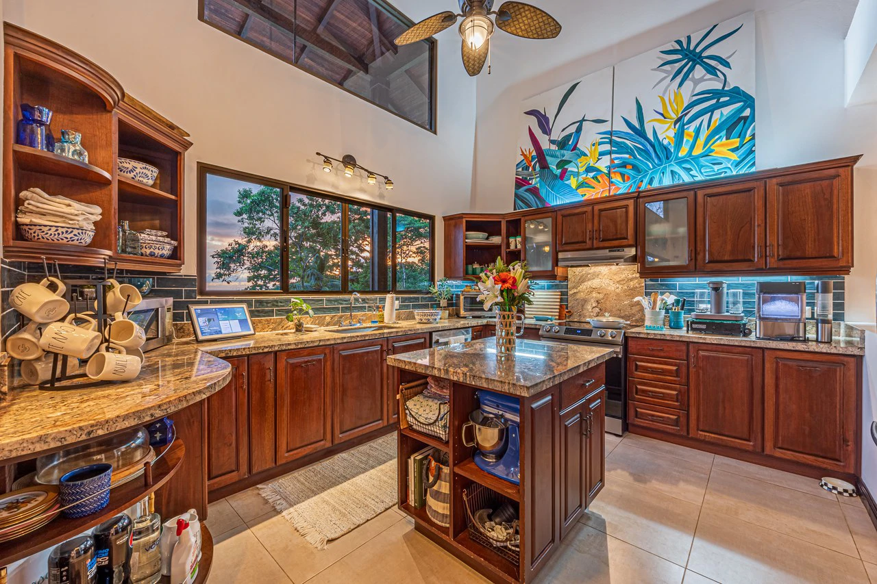 Luxurious Coastal Retreat with Ocean Views in Uvita, Costa Rica - Gallery image 41