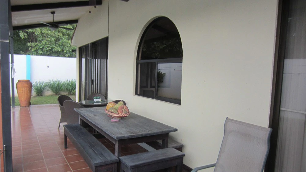 C144: Fully Equipped 3 Bedroom House With Charming Mediterranean Style Located In Gated Residential - Gallery image 4