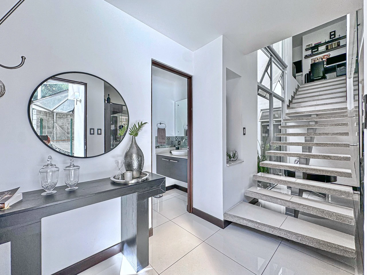 Casa Timeless: House For Sale in Rio Oro - Gallery image 12