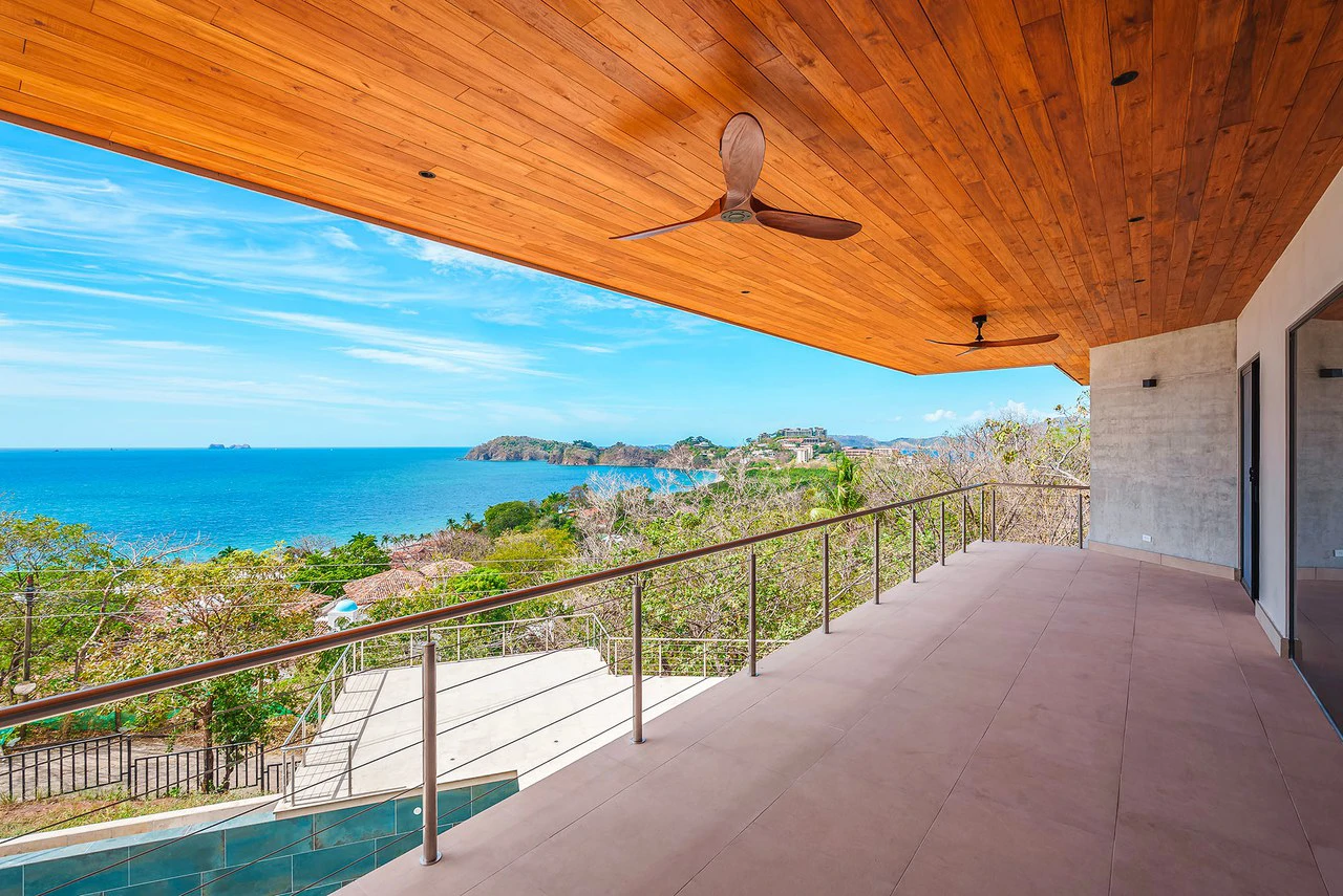 El Palacete Flamingo: 7BR Luxury Home with Vast Ocean Views - Gallery image 30