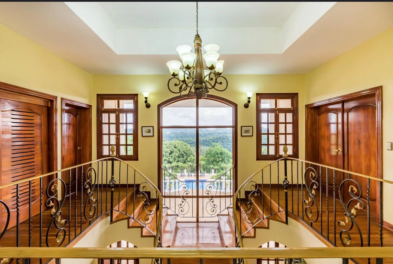 ID 3902:: Breathtaking Mountain View - Home for Sale - Gallery image 14