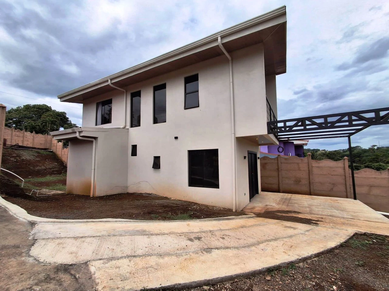 Casa 2-2-2...: NEW Budget Friendly Home in Gated Community - Gallery image 10