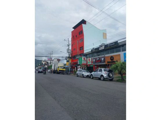 Near the Coast Freestanding Building For Sale in Jacó