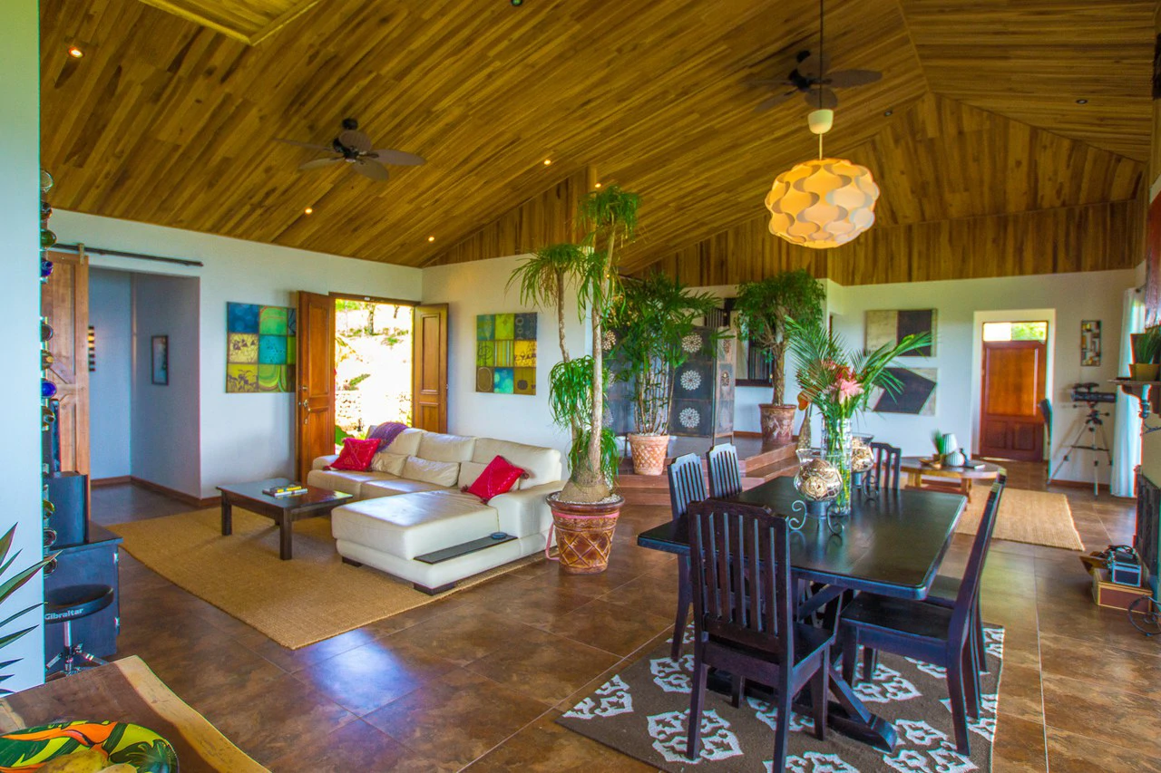 Luxury Vacation Rental Villas for Sale with Amazing Views of Lake Arenal - Gallery image 37