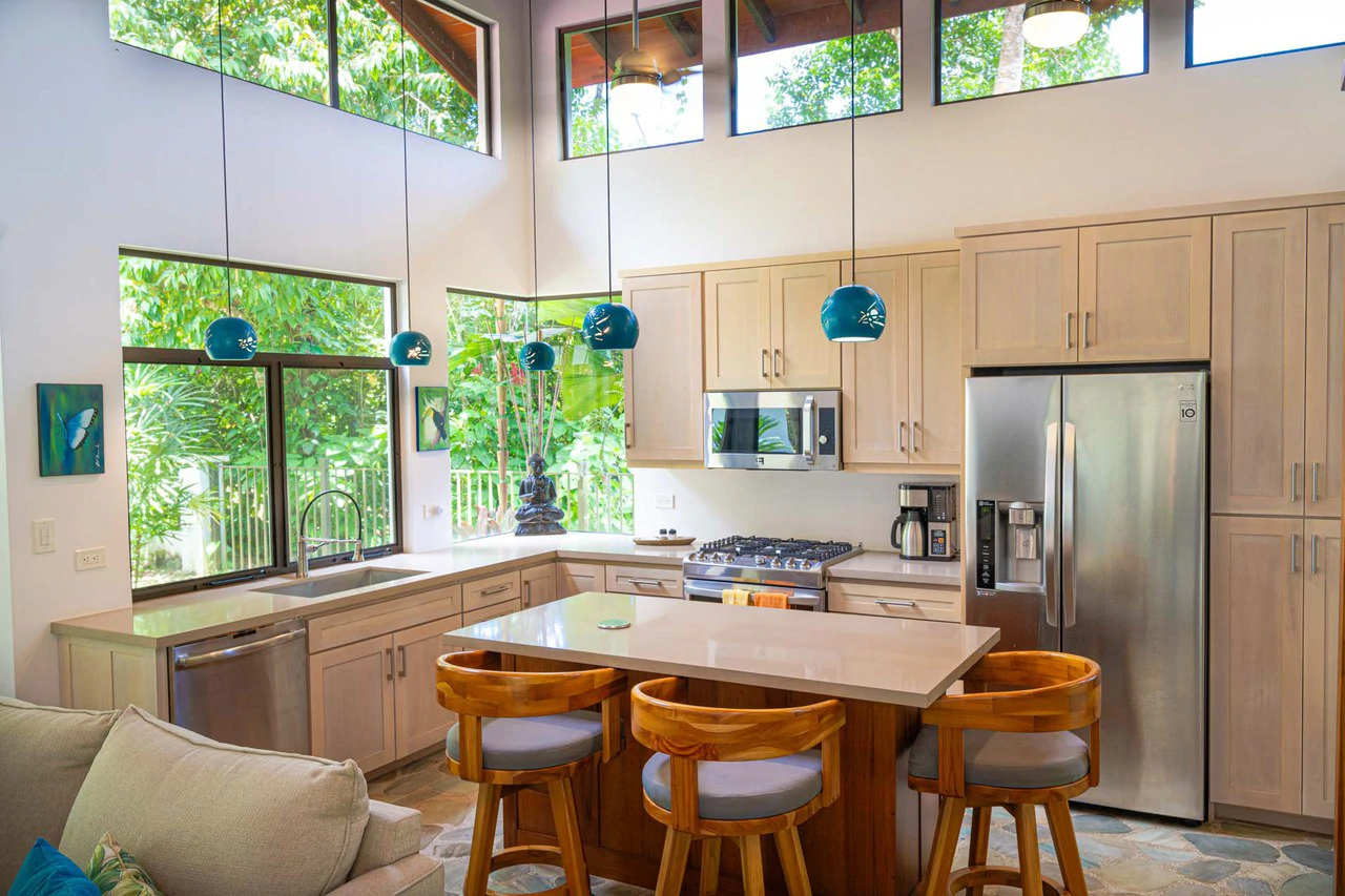 Luxury Waterfall-View Home with Guest House near Dominical, Costa Rica: Mountain House For Sale in Dominical - Gallery image 11