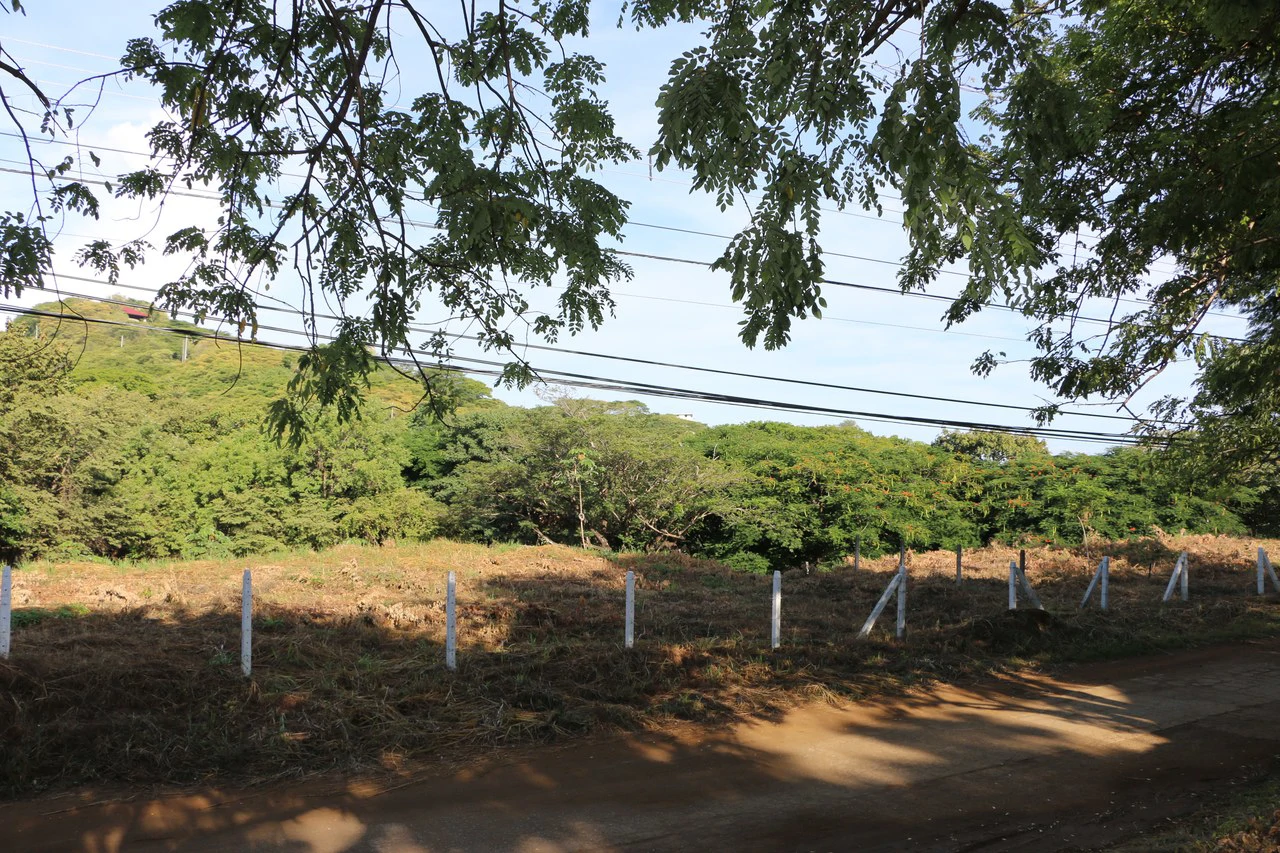 Penón Lots: Build Commercial or Residential Blocks to the Beach