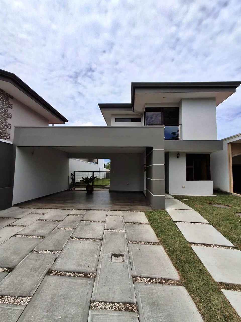 Move In Ready with private pool!
