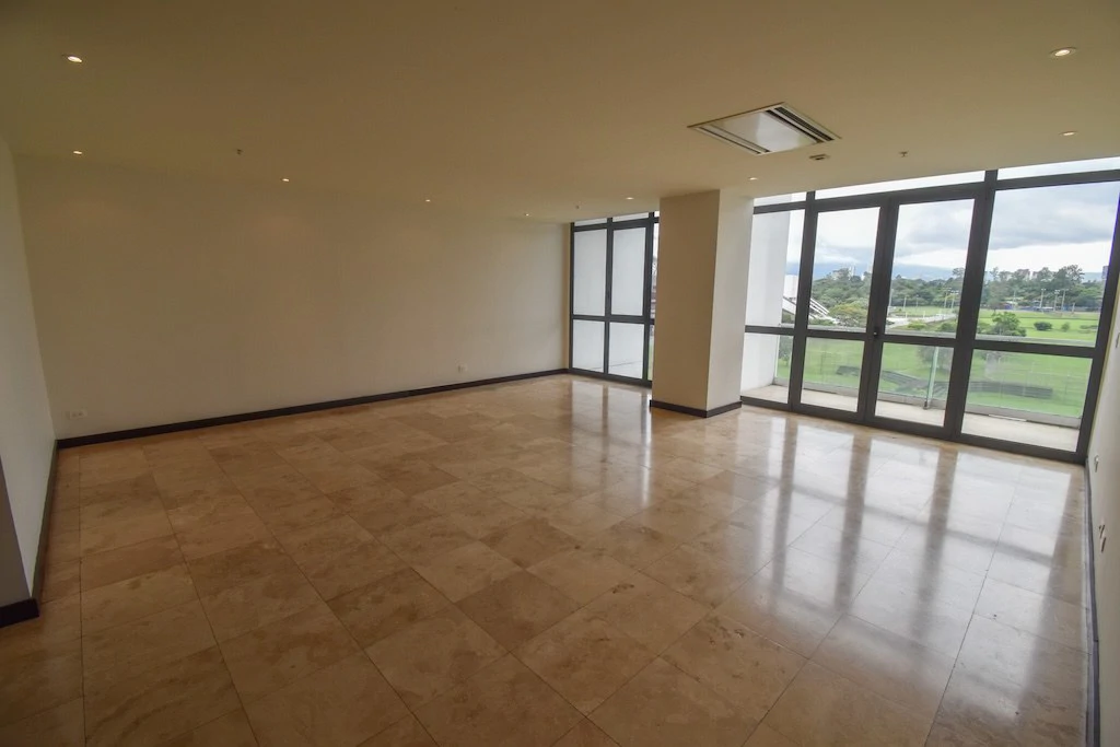 Apartamento de 4 Habitaciones en Metropolitan Tower: Apartment For Sale in La Sabana - Gallery image 4