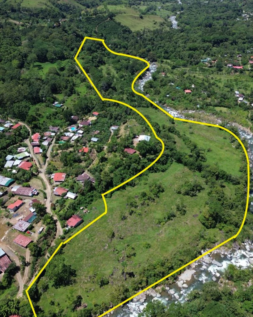 Mountain Home Construction Site For Sale in San Isidro del General