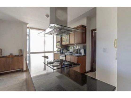 Condominium For Sale in San Rafael - Gallery image 5