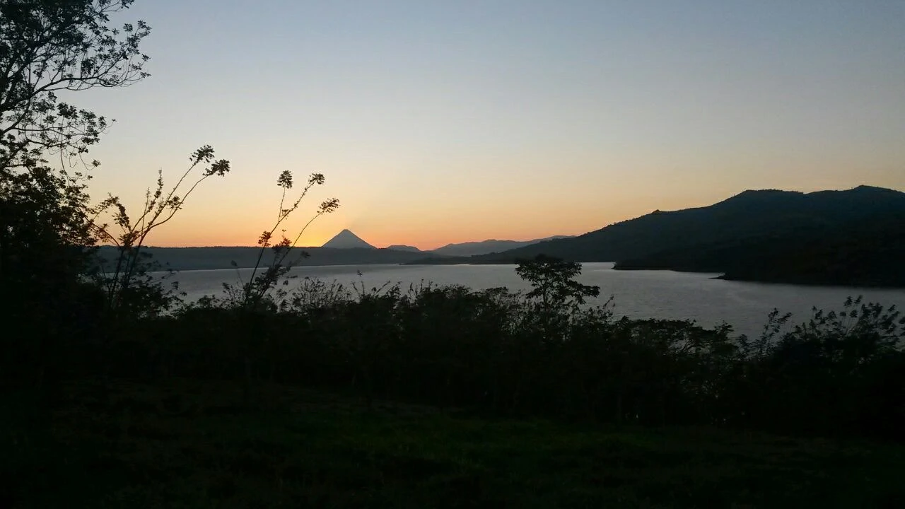 BREEZY HILLS: Lake and Volcano view lot with container cabin - Gallery image 9