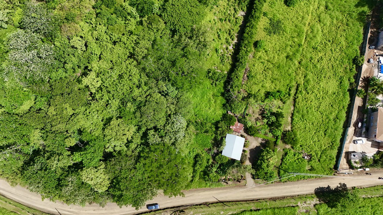 500 m² Lot in Salinitas: 6 Minutes to Playa Grande - photo 9