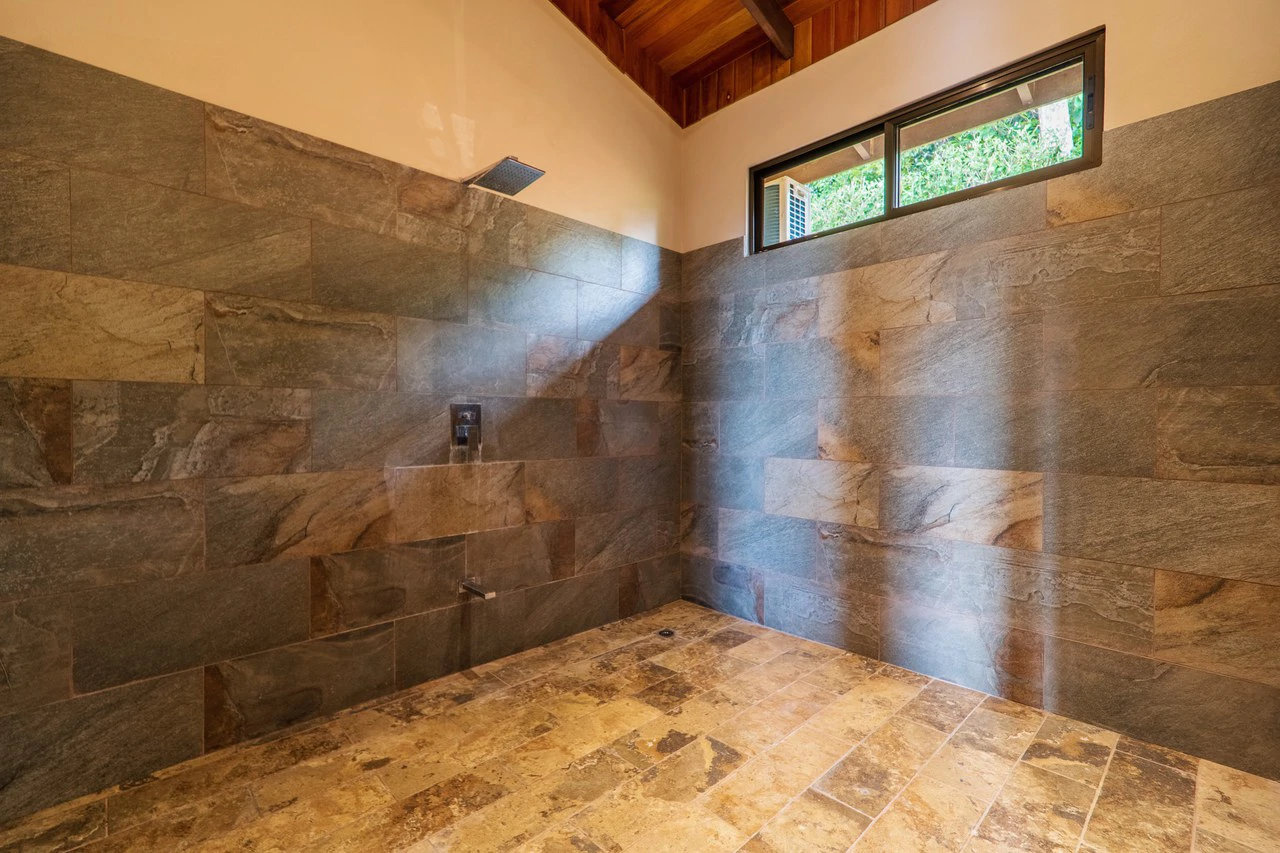 Sunset Ocean View Home on 2.6 Acres Platanillo - Gallery image 19