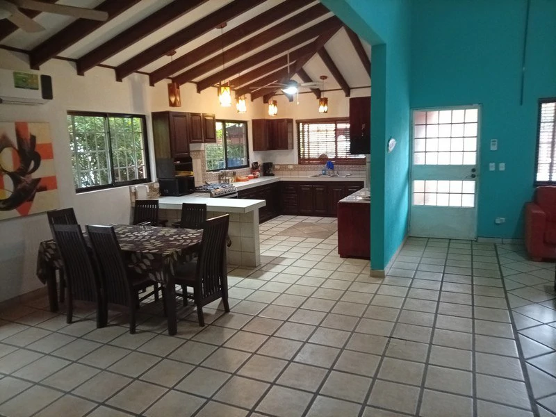 Beautiful Home with Private Pool: Boutique style community in Bejuco, walking distance to the beach! - photo 18