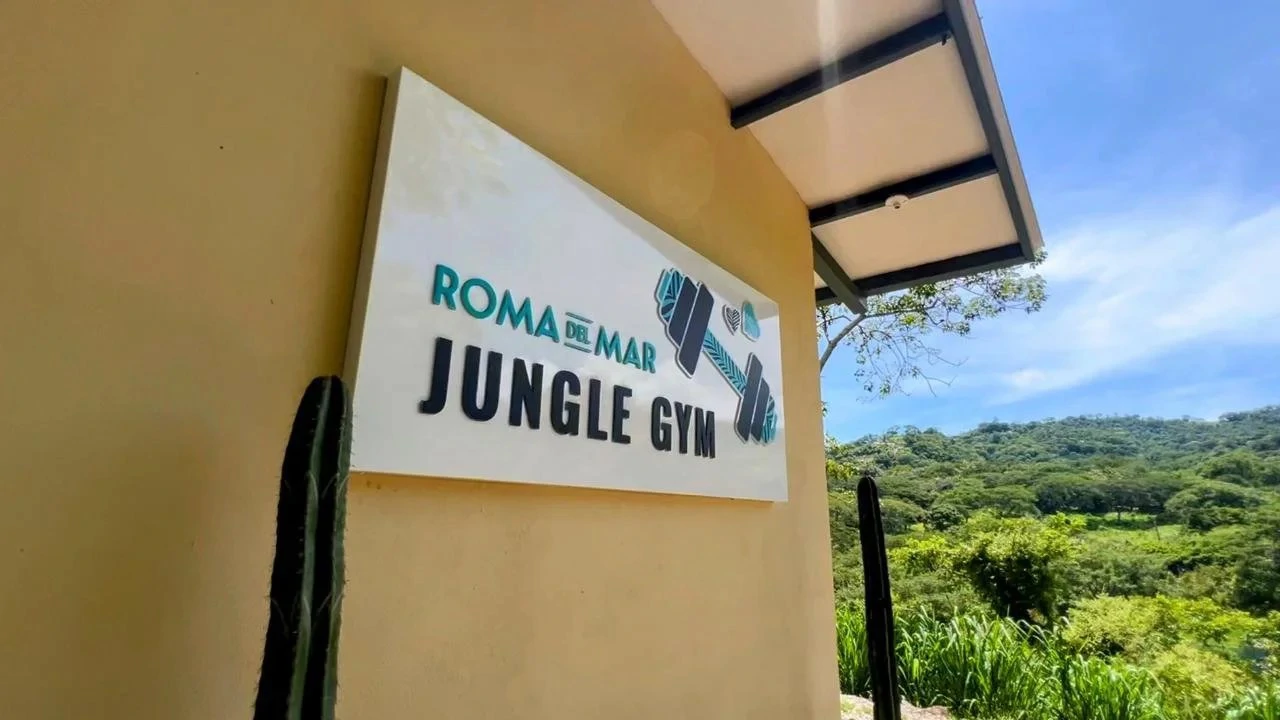 EXCEPTIONAL 5,608 m² (1.39-acre) property: 1.39-Acre Ocean View Property,  Near Paquera & Isla Tortuga - Gallery image 4