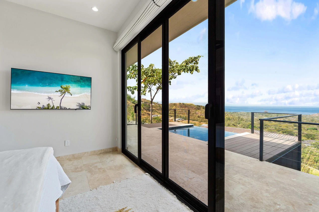 Casita Dorada: Charming 'Casita' on Expansive Lot with Room to Grow in Playa Flamingo’s Mar Vista Community - Gallery image 9