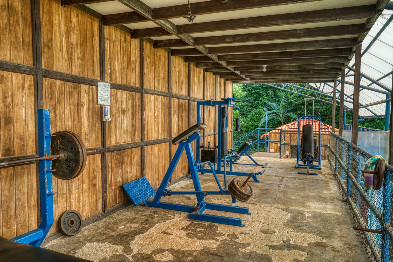 THRIVING SPORTS AND COMMERCIAL BUSINESS WITH OWNER FINANCING OPTION: Rincon Uvita - Gallery image 32