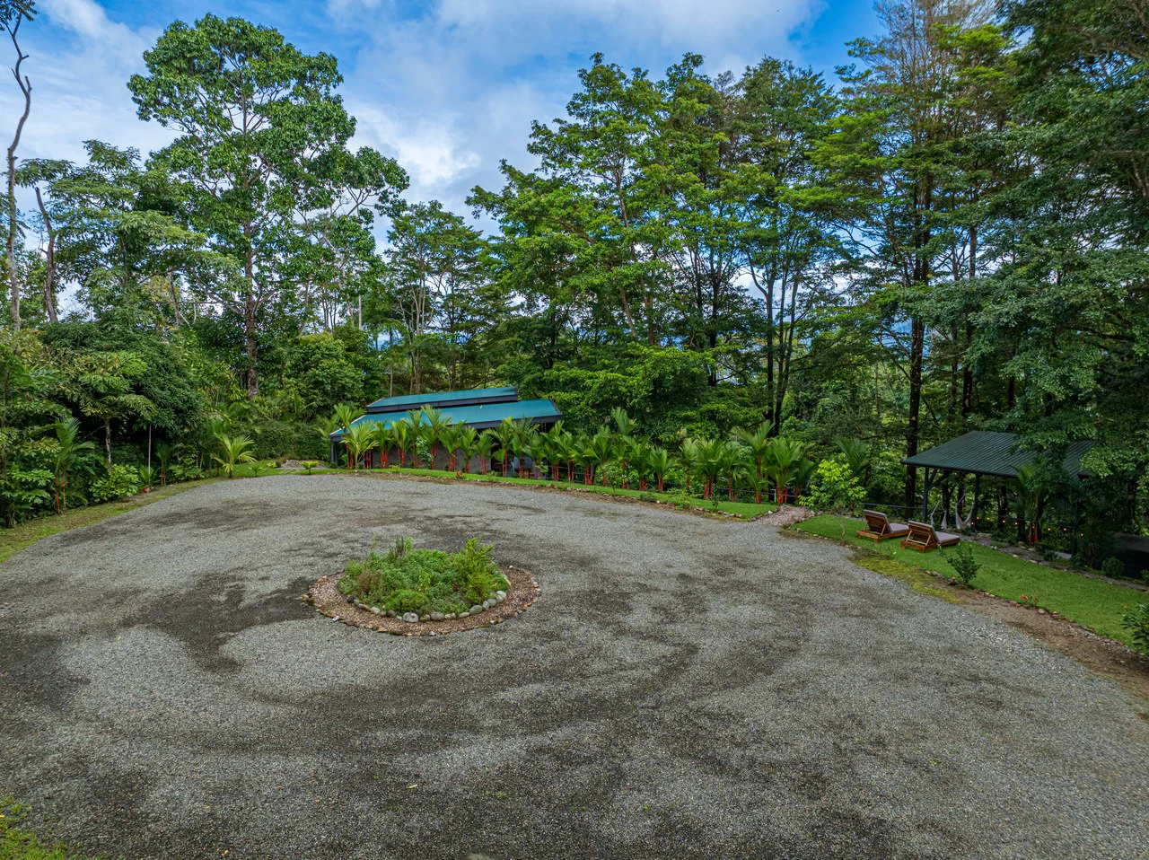 La Sombra Villas: Where Nature Meets Comfort in Tinamates! - Gallery image 72