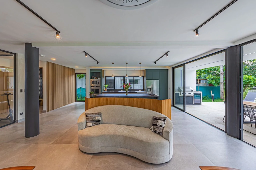 Near the Coast House For Sale in Playa Herradura - Gallery image 24