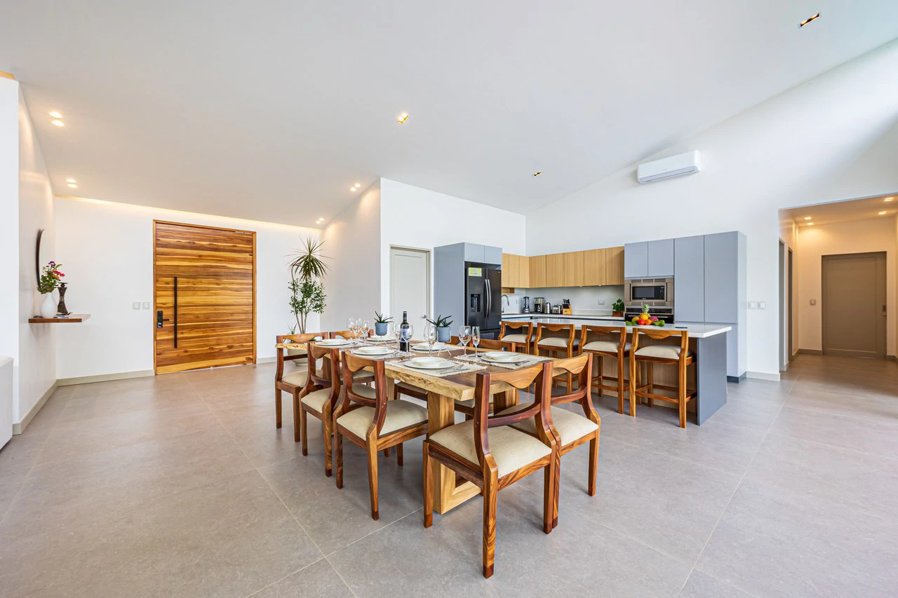 Luxury, Comfort & Investment Potential – Ocean-View Home in Uvita - Gallery image 10