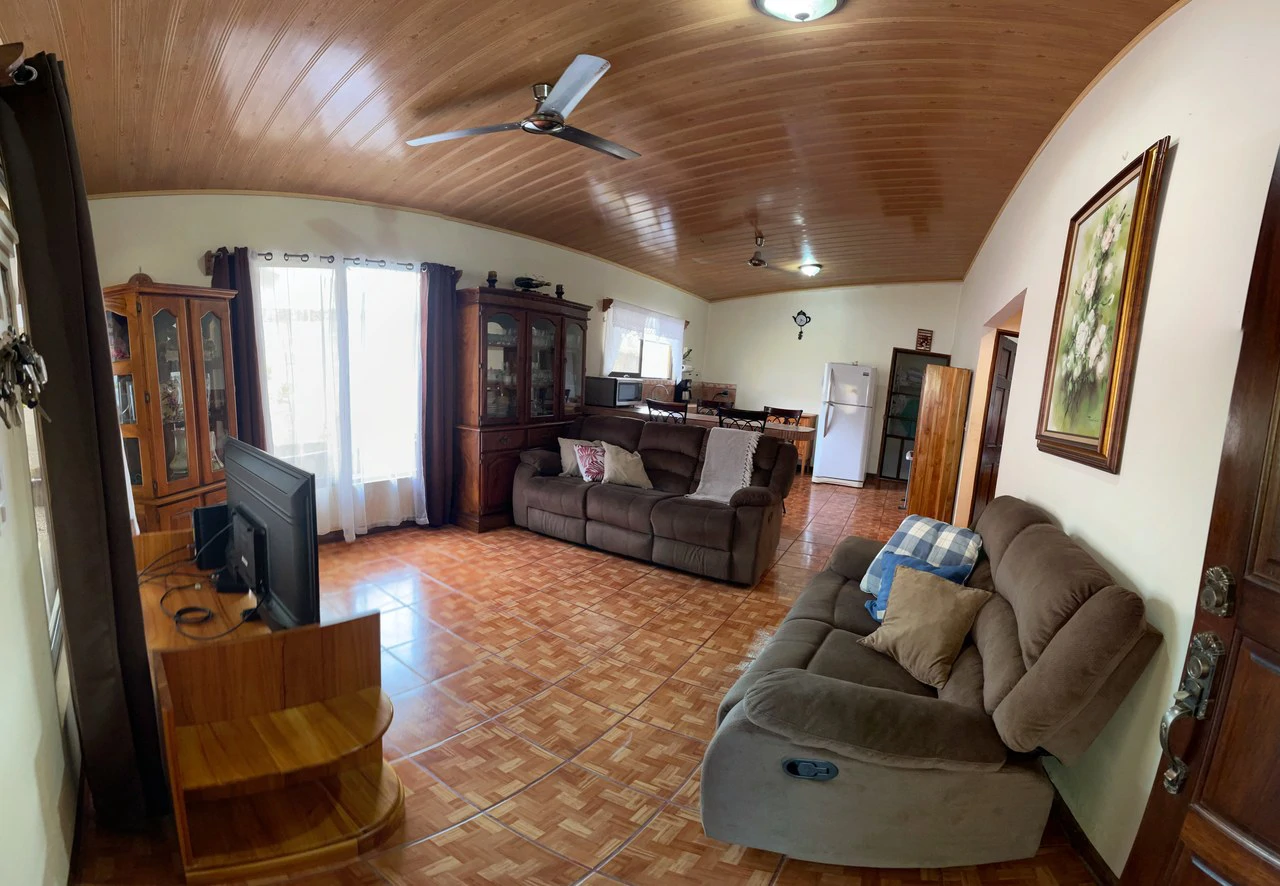 Casa Tranquilidad Quepos: Located just minutes from the center of Quepos and Manuel Antonio - Gallery image 8