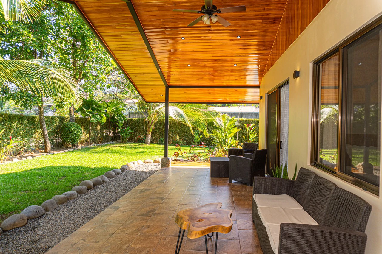 Cozy 2 Bedrooms Casita in Uvita.  Walk to the Beach! - Gallery image 8