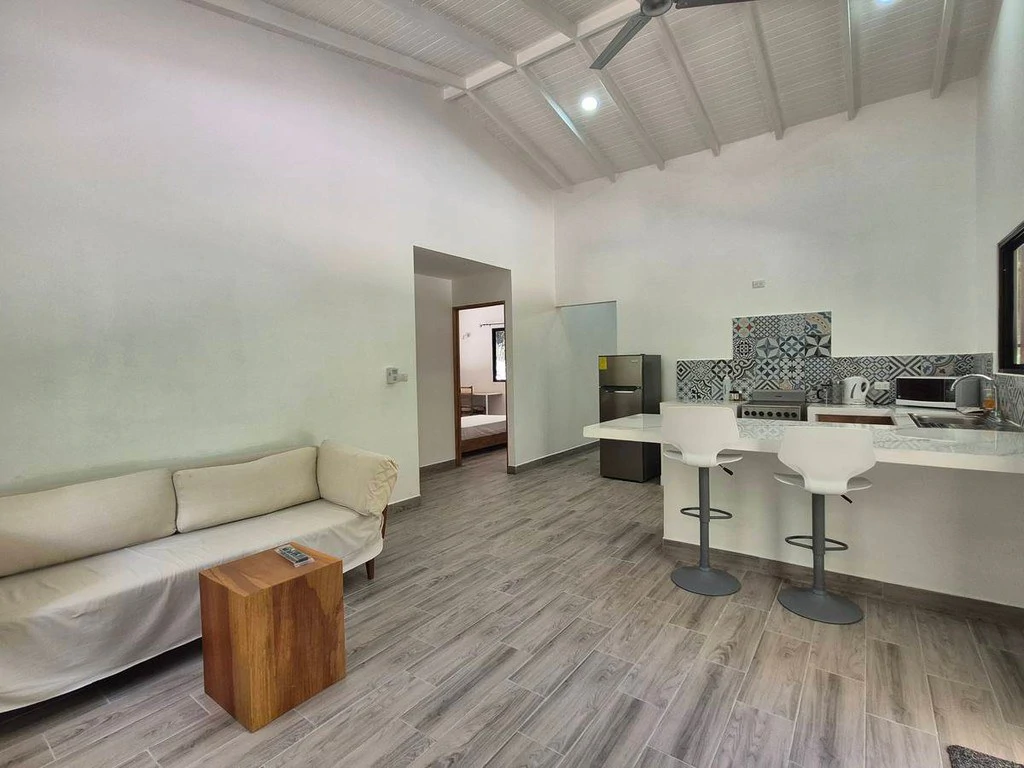 Samara Vista - Villa & Lodge: Exceptional Ocean-View Luxury Estate with Multiple Residences, Expansion & Income Potential - photo 24