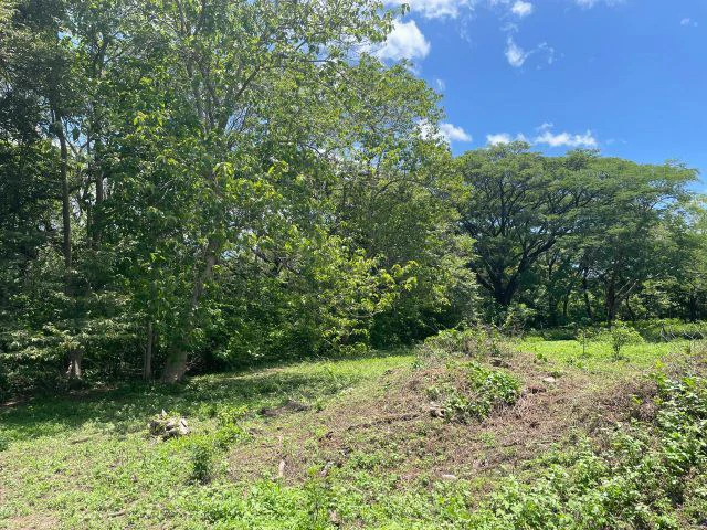 Beautiful building lots for sale, 5 minutes from Liberia, perfect for building your dream home - Gallery image 2