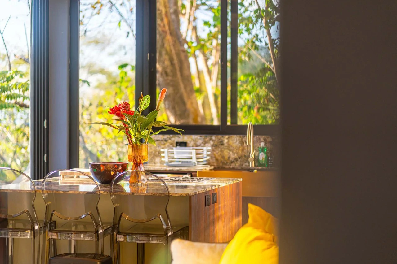 Casa Moon Diablo: Iconic Ocean View Luxury Estate with Infinity Pool, Rooftop Patio, Gym & Sauna in Manuel Antonio - Gallery image 76