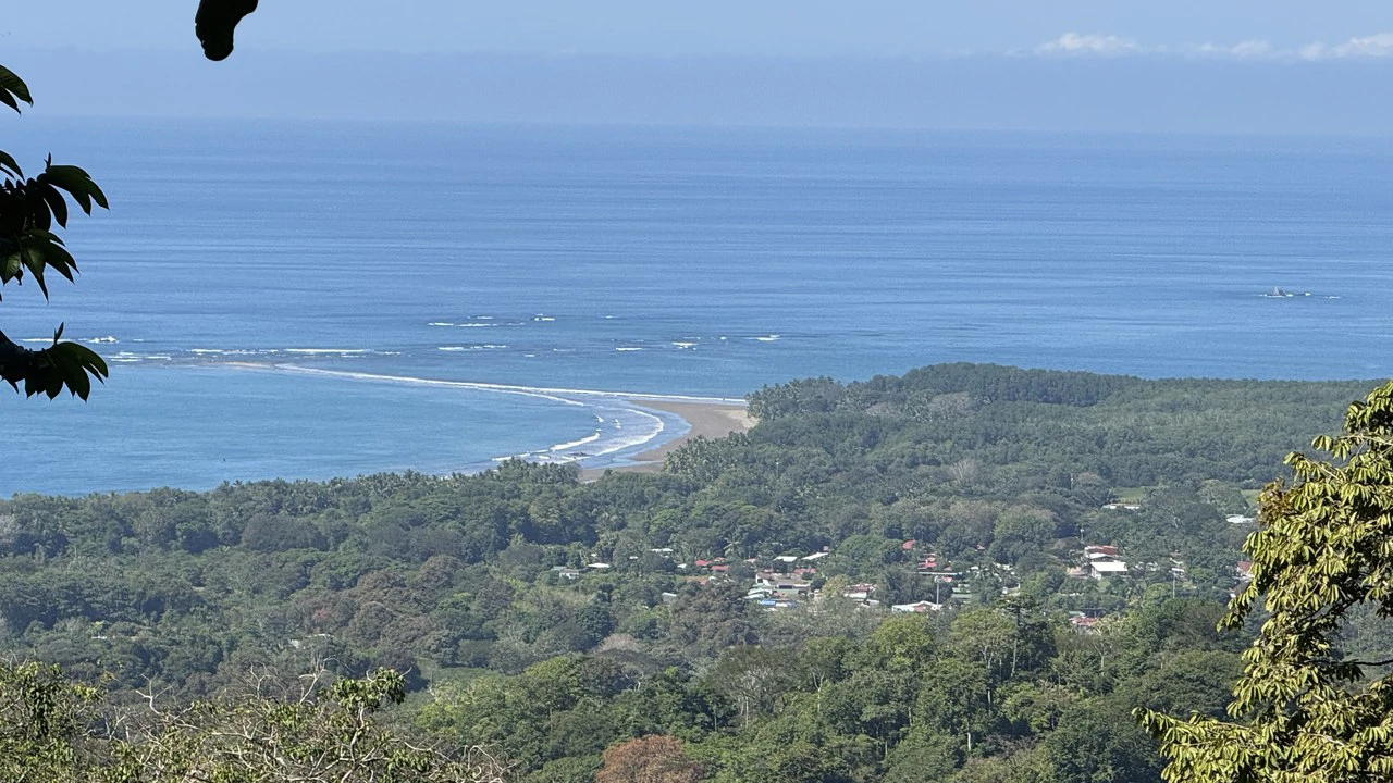 Front-Row Ocean View Lot in the Exclusive Mountains of La Unión - Gallery image 5