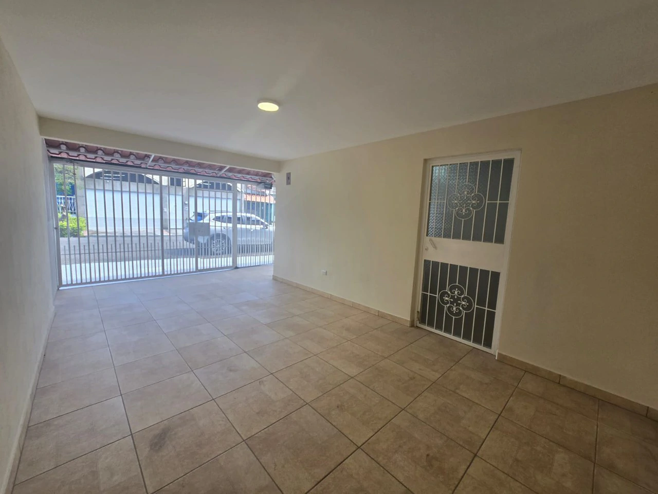 House for Sale in Tibás, San José - Gallery image 3