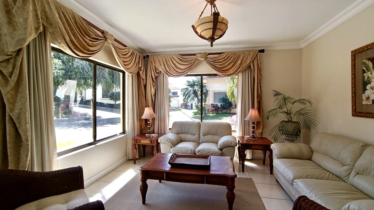House for sale in Belen, Heredia, Costa Rica. Totally furnished!!! - Gallery image 6