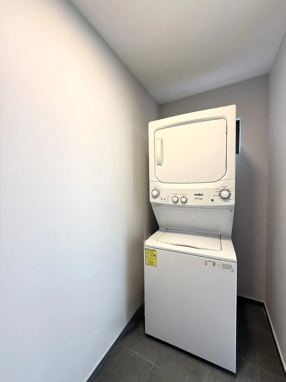 San Pedro Condo: Spacious New Condo in San Jose $179,000 USD - Gallery image 37