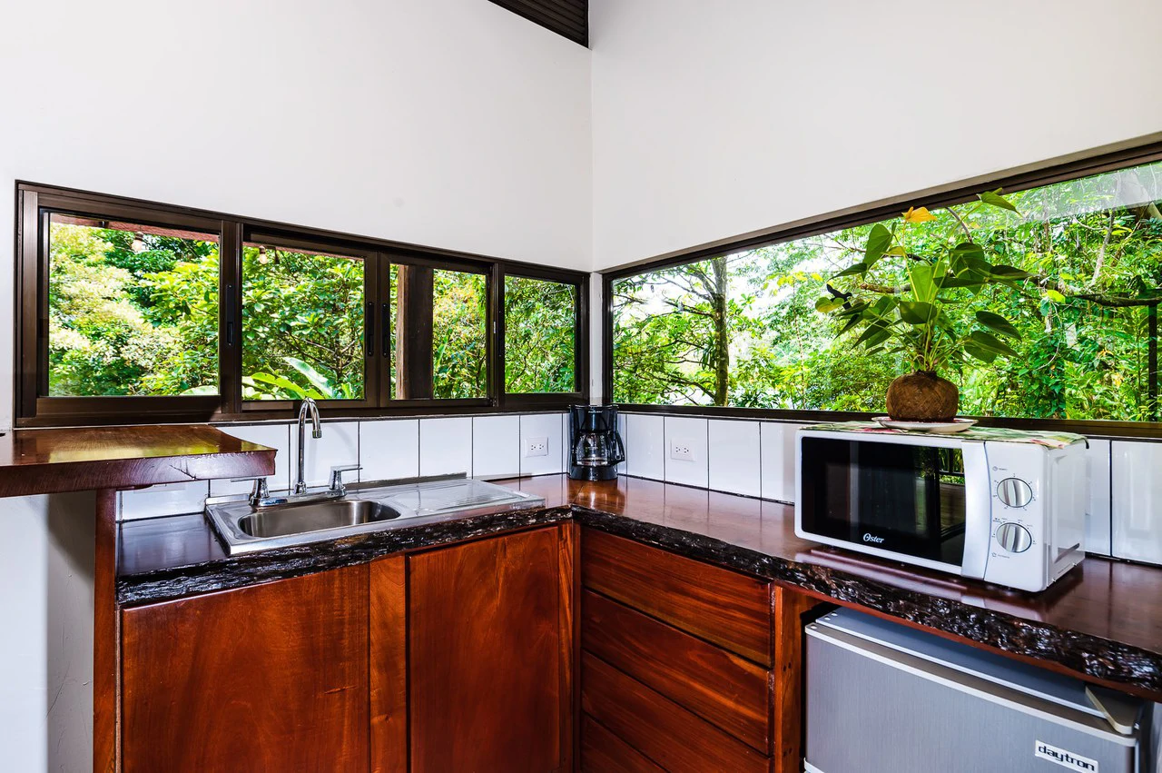 Casitas Tenorio B&B: Turnkey Eco-Lodge in Bijagua: Profitable Business, Sustainable Luxury, and Breathtaking Nature - Gallery image 41