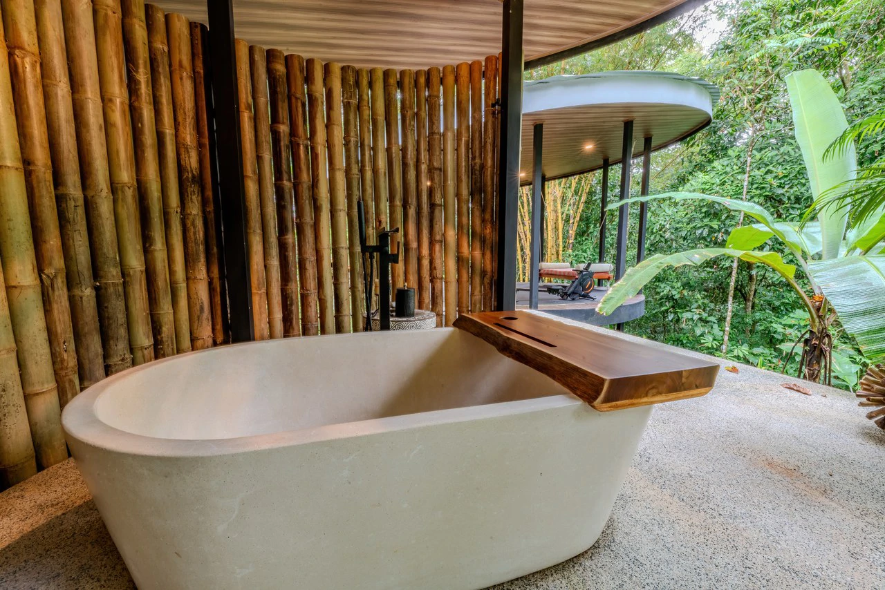 The Glass House. Sustainability, Luxury and Nature. - Gallery image 58