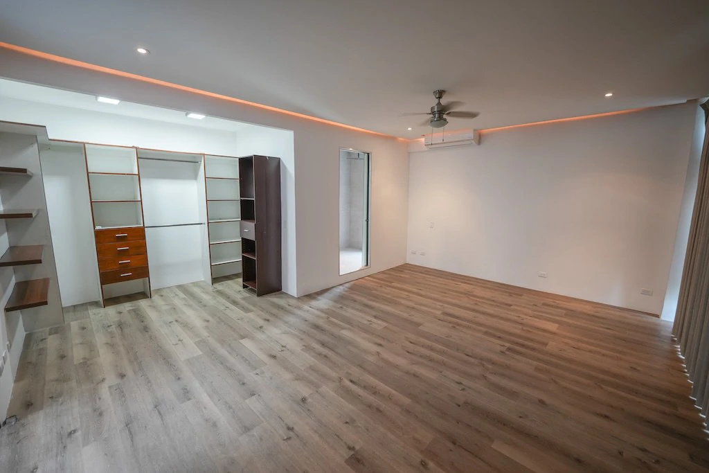 Apartment For Sale in Guachipelín - Gallery image 11