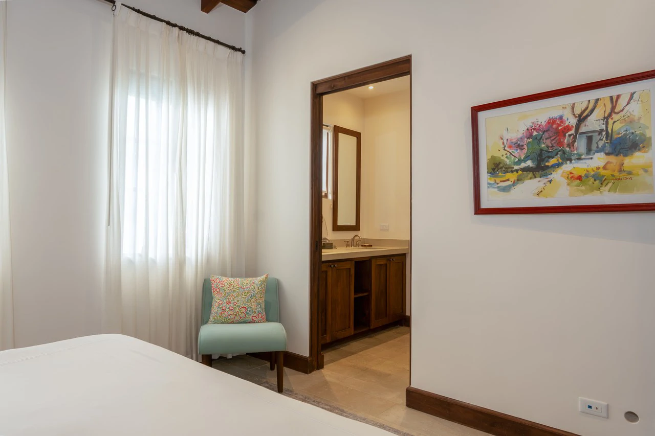 Casa Acuarela: Steps from the Beach & Beach Club, Impeccable 4-Bedroom Home in Las Catalinas - Gallery image 31